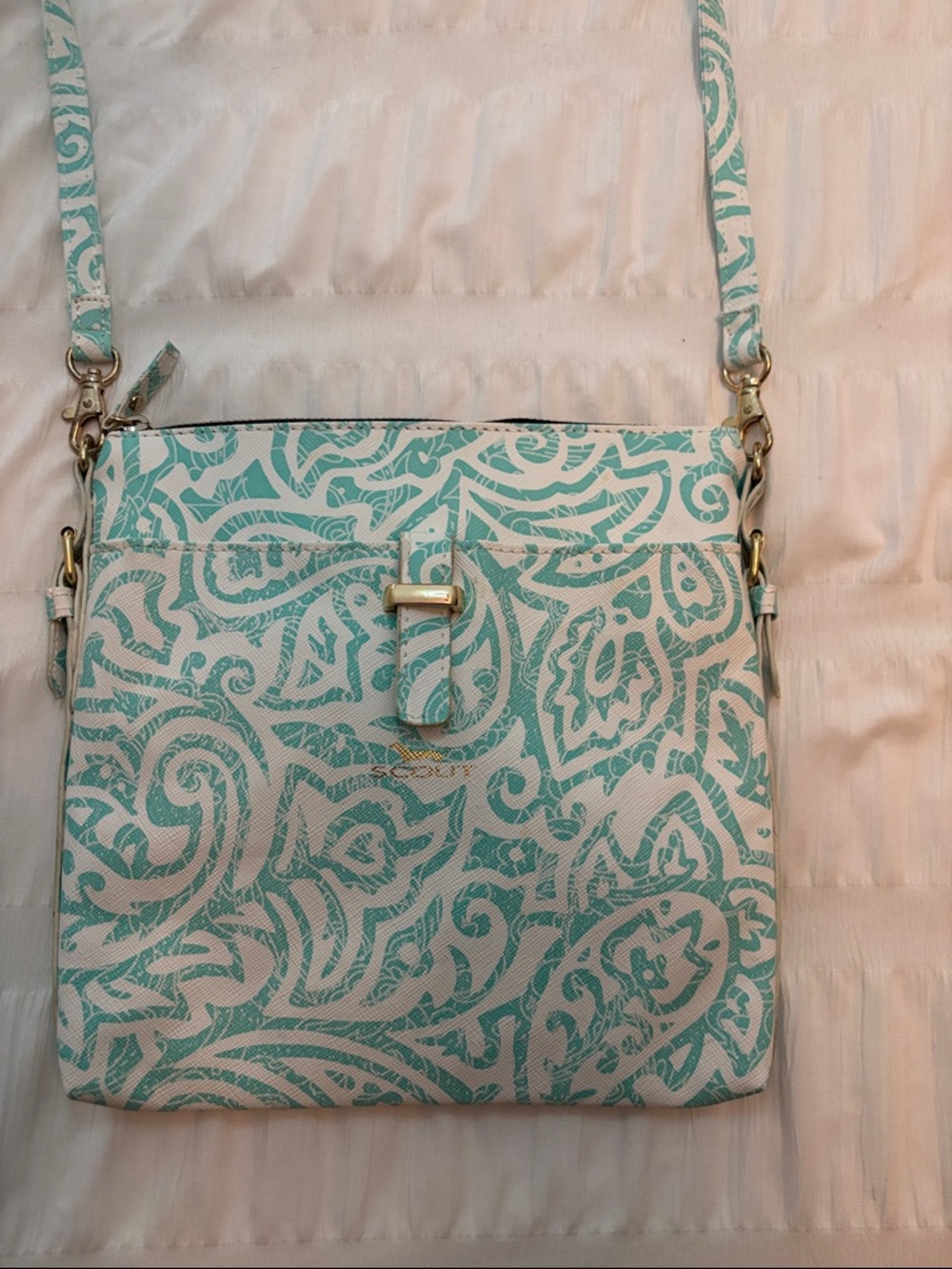 Scout Patterned Crossbody Bag in Aqua and White